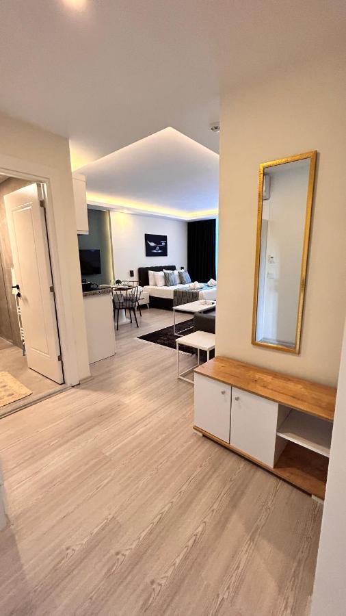 Hadrians Tower Aparthotel Анталия Екстериор снимка