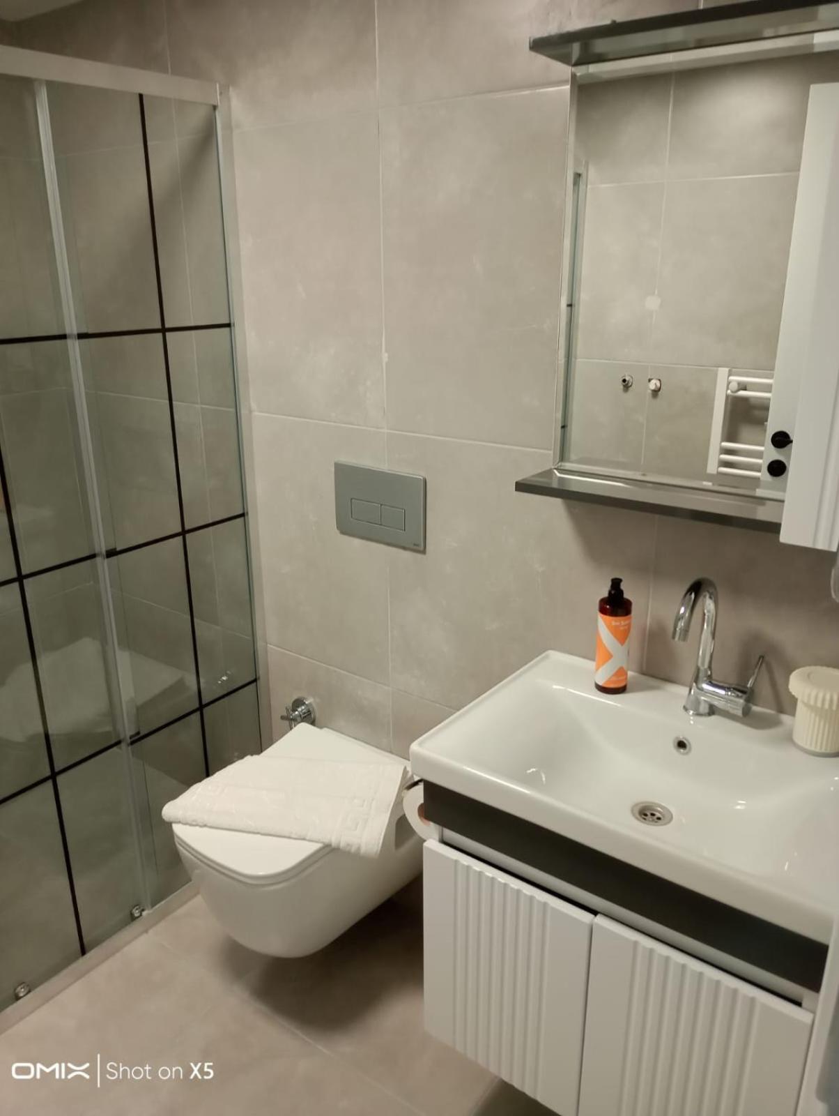 Hadrians Tower Aparthotel Анталия Екстериор снимка