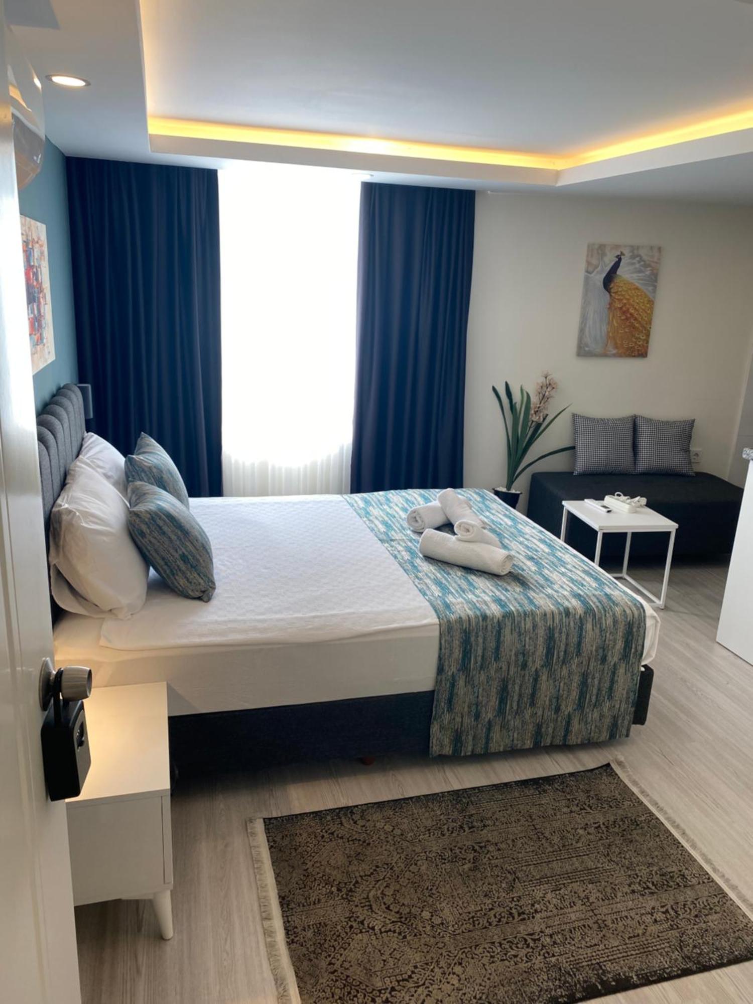 Hadrians Tower Aparthotel Анталия Екстериор снимка