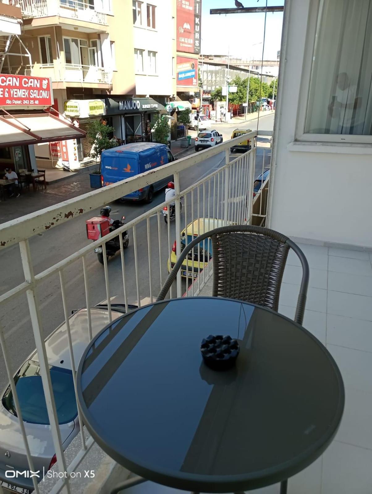 Hadrians Tower Aparthotel Анталия Екстериор снимка