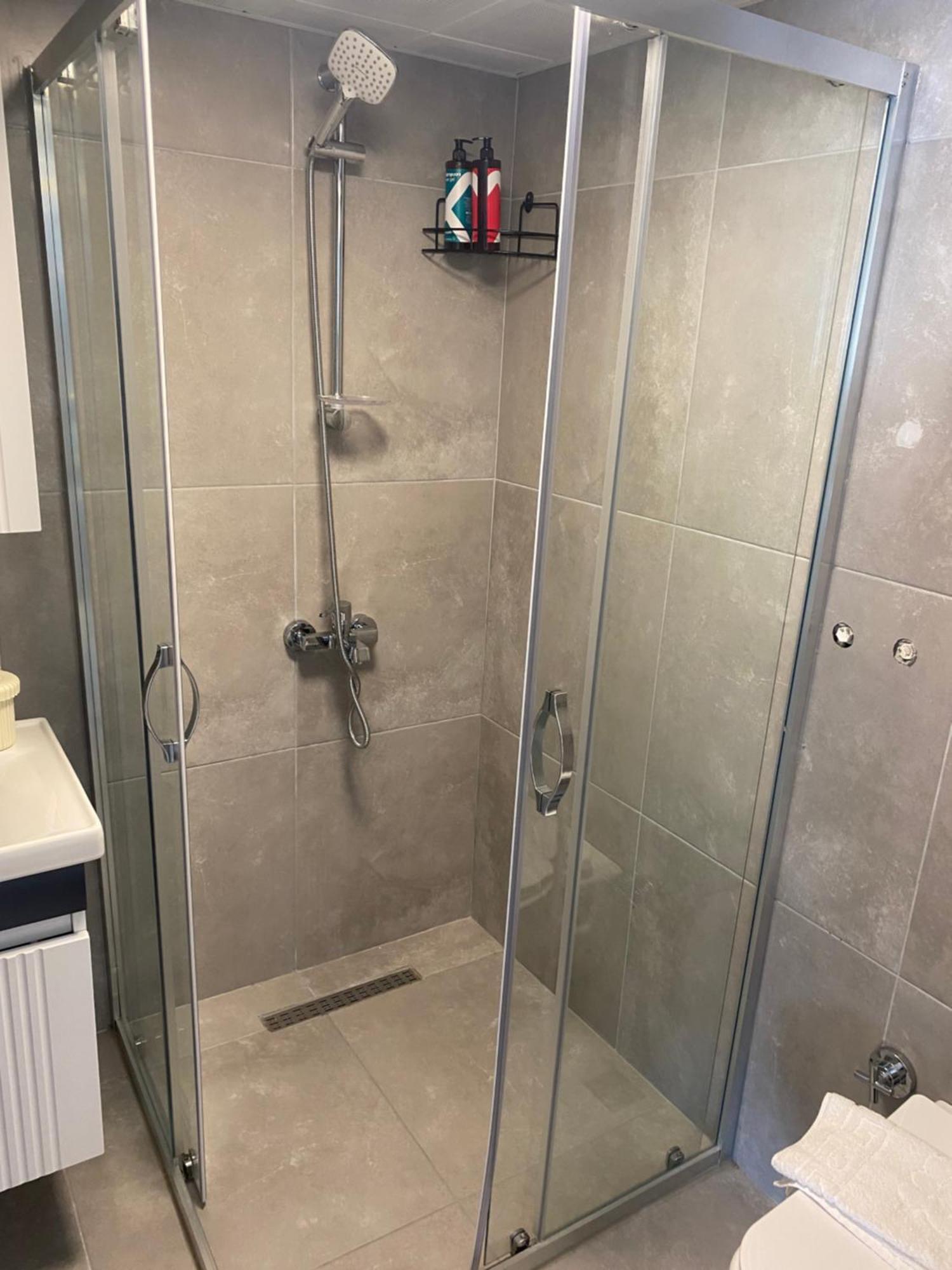 Hadrians Tower Aparthotel Анталия Екстериор снимка