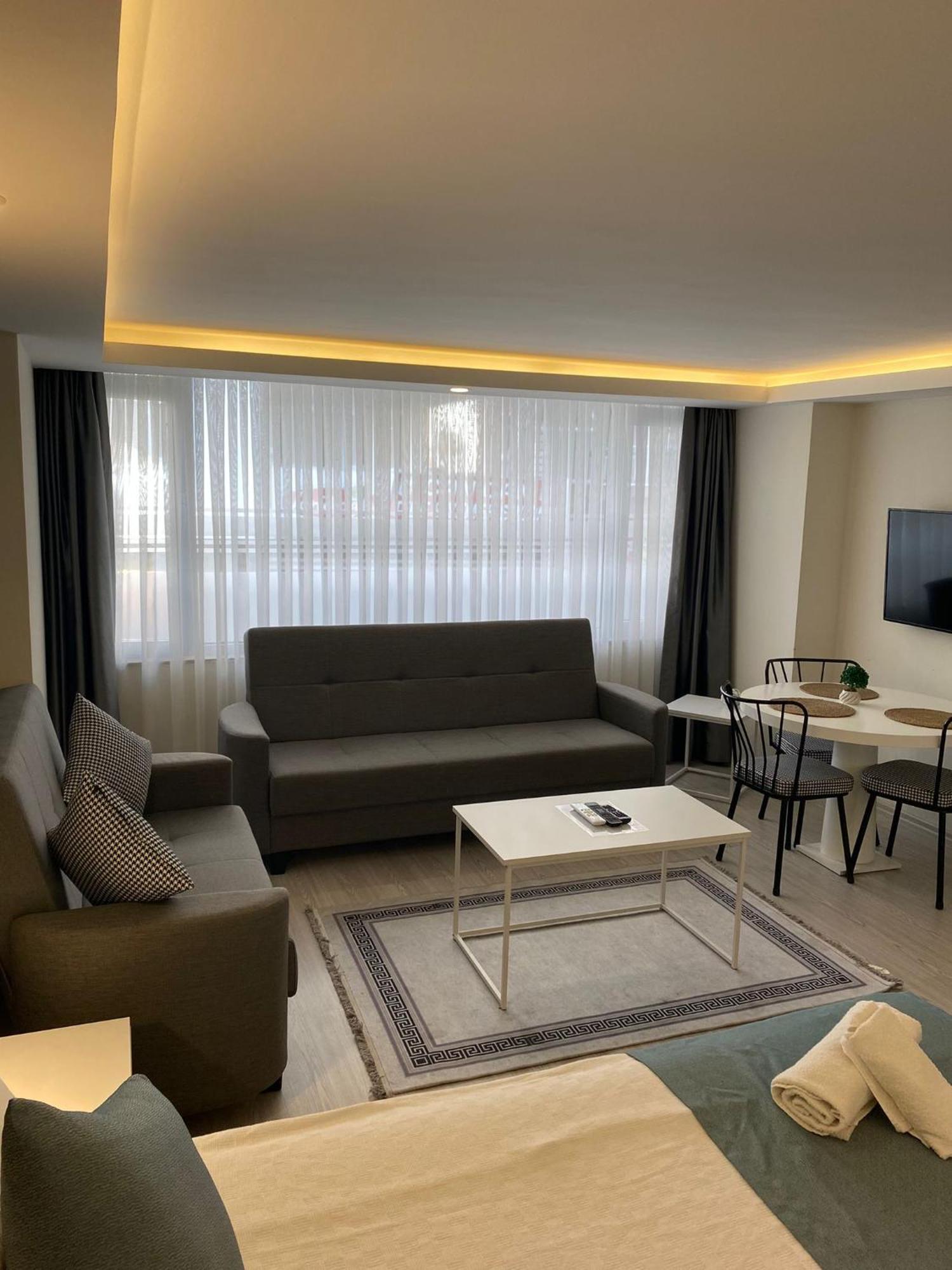 Hadrians Tower Aparthotel Анталия Екстериор снимка