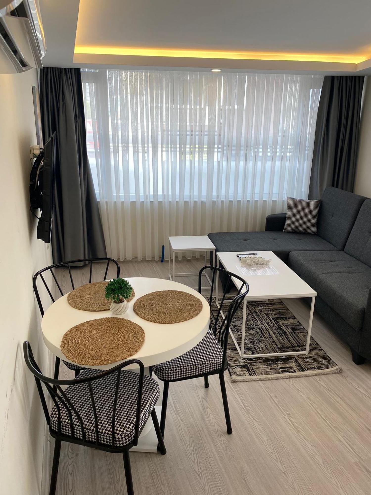 Hadrians Tower Aparthotel Анталия Екстериор снимка
