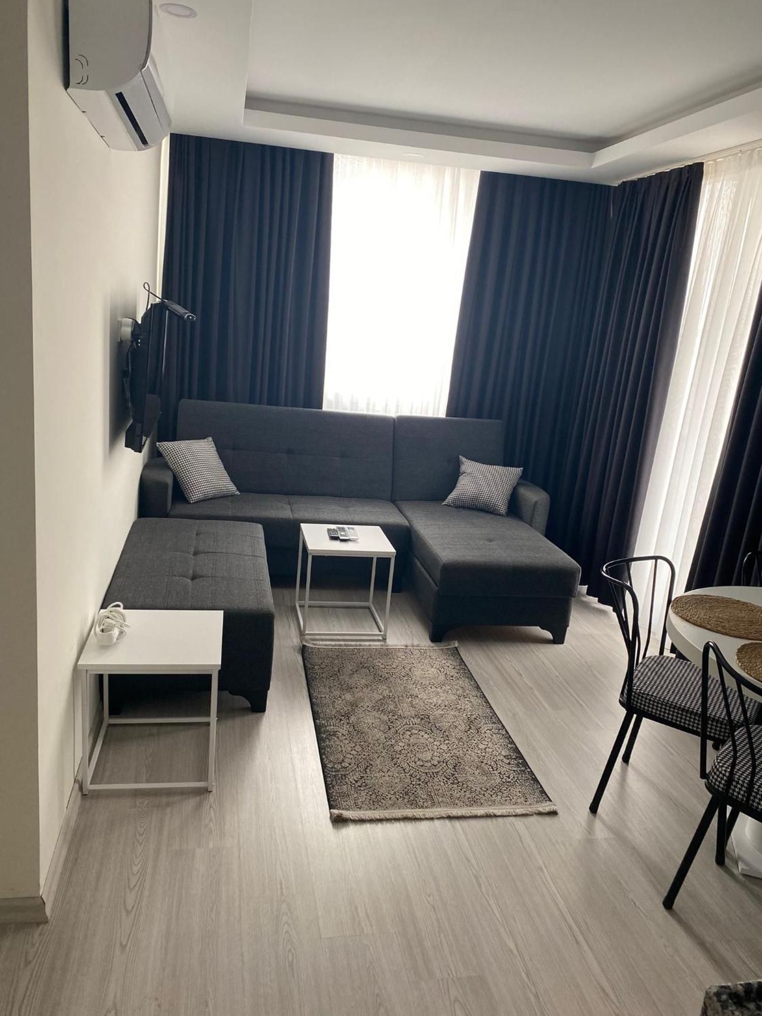 Hadrians Tower Aparthotel Анталия Екстериор снимка
